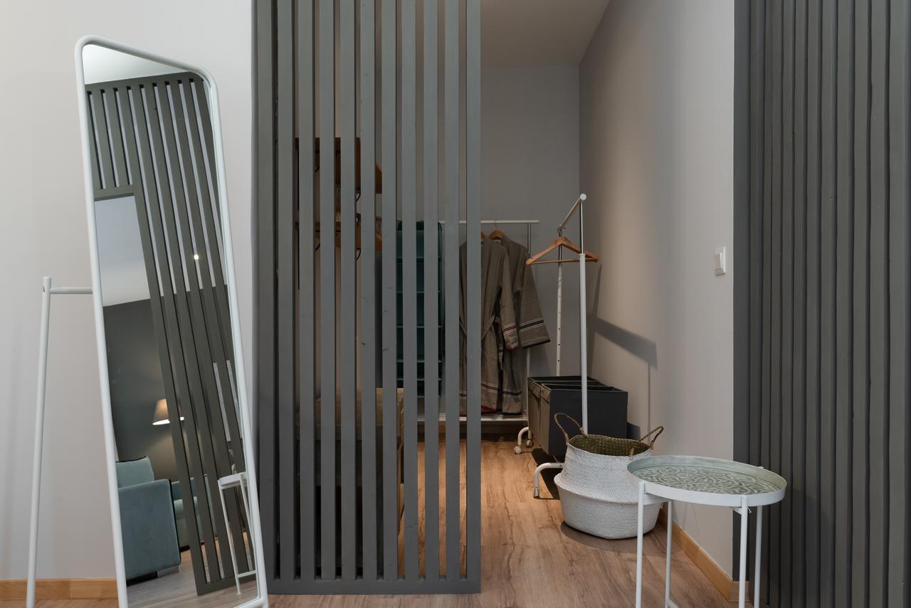 Center Apartment *